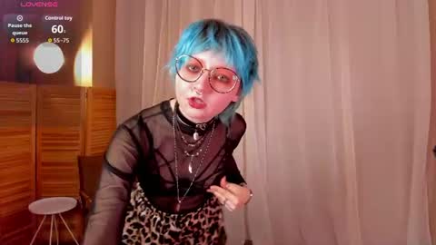 Powder online show from June 26, 8:47 pm