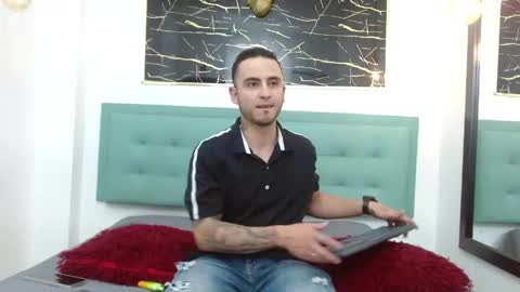   online show from May 19, 3:46 am