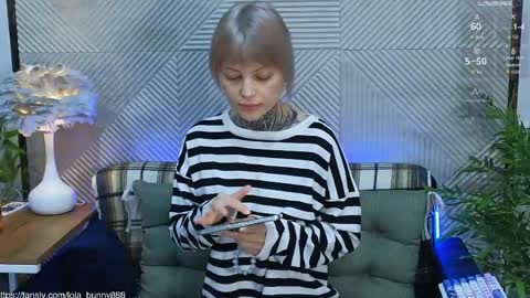 Lola online show from April 29, 5:12 am