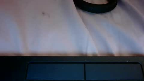 powthunder85 online show from April 1, 1:39 am