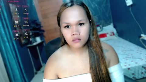 Just PRECIOUS  online show from June 20, 3:35 am