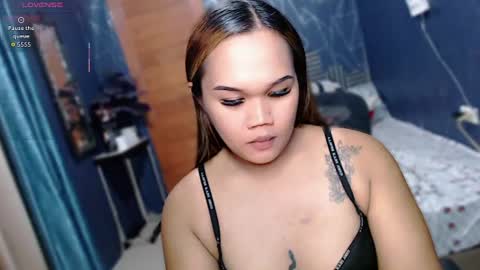 Just PRECIOUS  online show from June 21, 4:41 am