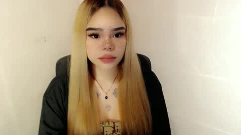 MAXXINE online show from January 10, 5:24 am