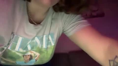 pretentiousrat12 online show from May 7, 5:03 am