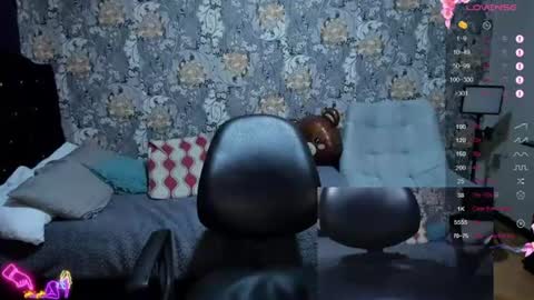 pretty_cristal22 online show from July 2, 1:36 am