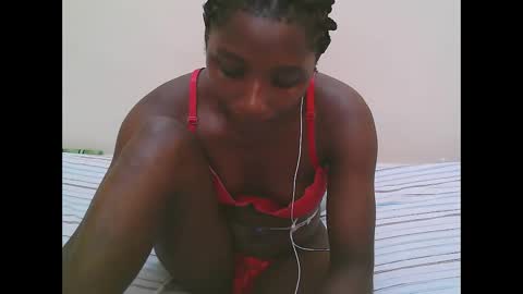 pretty online show from February 21, 8:28 am