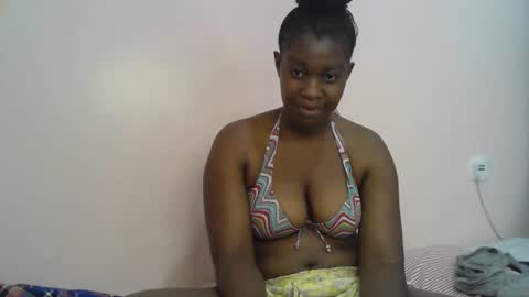Snapshot of pretty_kylah chatting on September 26, 9:17 am pretty_kylah online show from September 26, 9:17 am