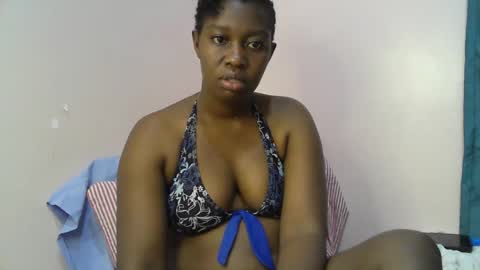 pretty_kylah online show from November 3, 1:17 am