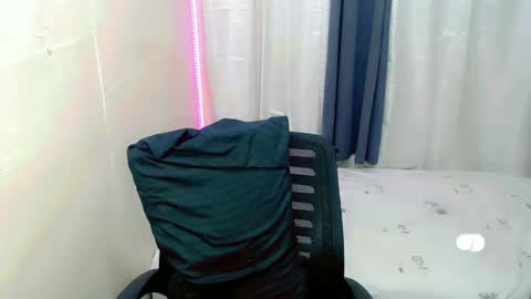 pretty_lady_kitty online show from June 22, 4:25 pm