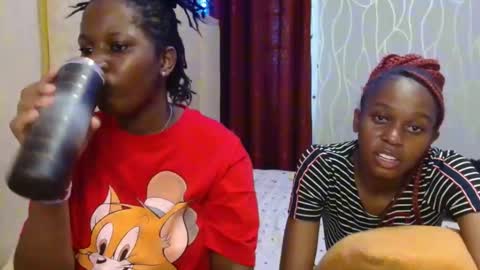 Pretty online show from February 5, 7:01 am