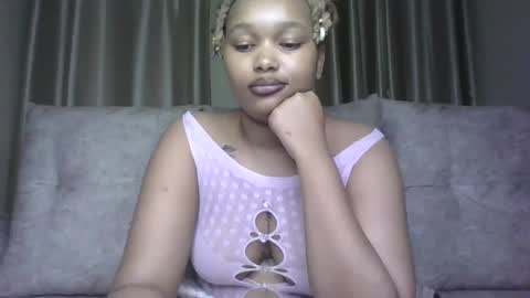 Tracy online show from November 19, 12:32 am