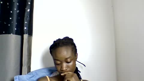pretty luv1 online show from June 19, 12:11 pm