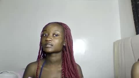 pretty luv1 online show from March 16, 9:24 am