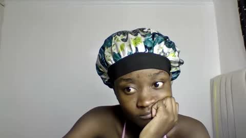 pretty luv1 online show from March 8, 7:51 pm