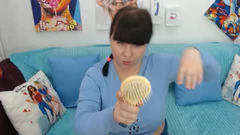 pretty_malika online show from April 28, 2:38 am