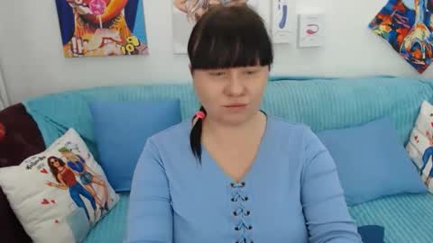 pretty_malika online show from April 29, 3:44 am