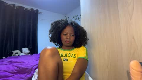 Pretty peaches online show from March 10, 2:16 am