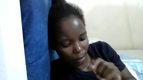 pretty_petite_ebony online show from May 26, 7:25 am