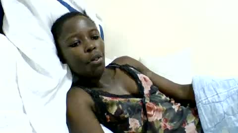 pretty_petite_ebony online show from July 5, 5:36 am