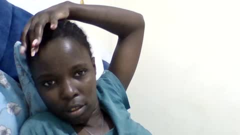 pretty_petite_ebony online show from July 31, 12:11 am