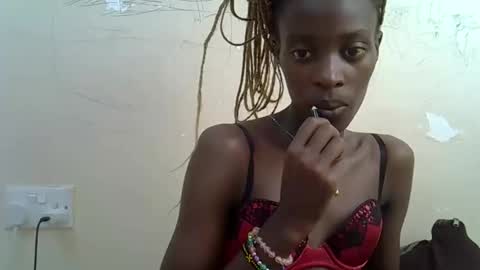 Vee online show from March 15, 1:47 pm