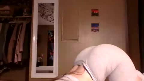 prettybaby22 online show from February 26, 11:09 pm