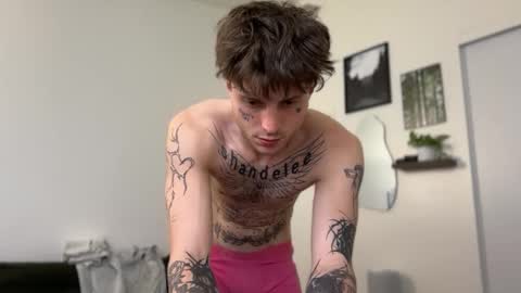 pretty boy online show from May 17, 1:26 am