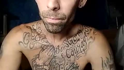 Snapshot of prettyboytatted69 chatting on September 26, 4:42 am Prettyslangin69 FYPM online show from September 26, 4:42 am