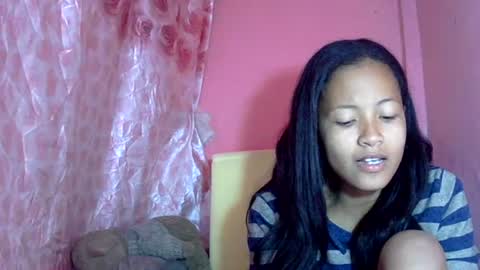 prettychoux online show from July 18, 6:15 am