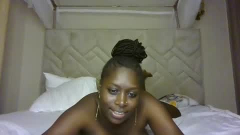 prettydulce online show from July 28, 3:21 pm
