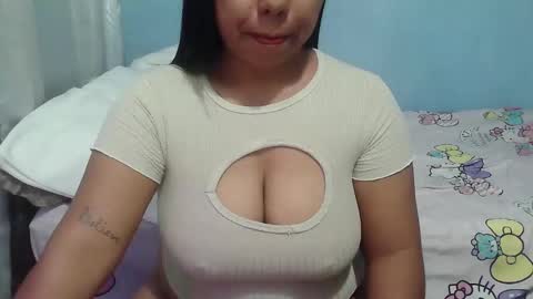 prettygirl_ynna online show from March 10, 11:14 am