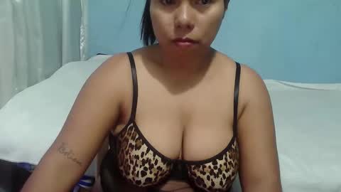 prettygirl_ynna online show from March 6, 11:53 am
