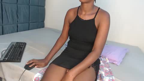 prettygree online show from February 23, 12:18 pm