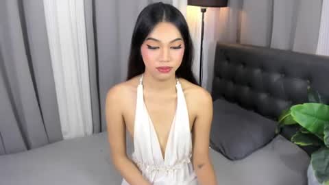 prettyhothugecock online show from July 7, 12:56 am