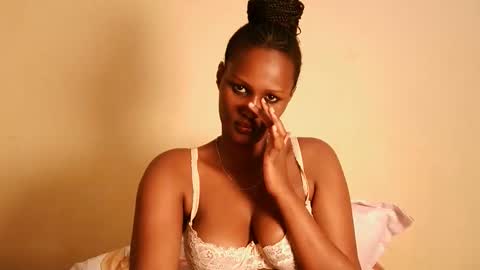 prettykeilaa online show from March 14, 4:22 pm