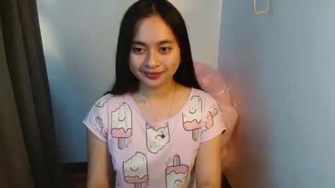 prettylittle_lady online show from March 13, 12:58 am