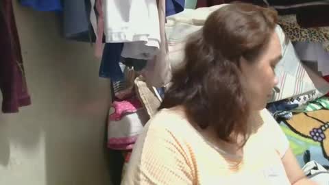 Snapshot of prettynhing chatting on March 3, 1:23 pm Nhing online show from March 3, 1:23 pm