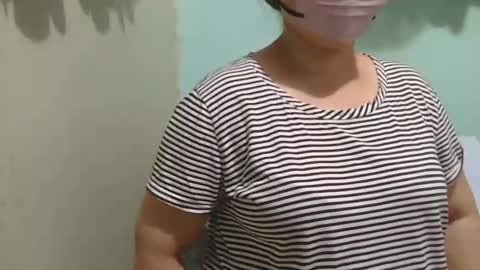Snapshot of prettynhing chatting on September 29, 3:11 pm Nhing online show from September 29, 3:11 pm