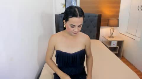 prettypatricia01 online show from July 1, 2:20 am