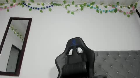 Laura  Onlyfans   40OFF online show from February 7, 12:19 pm