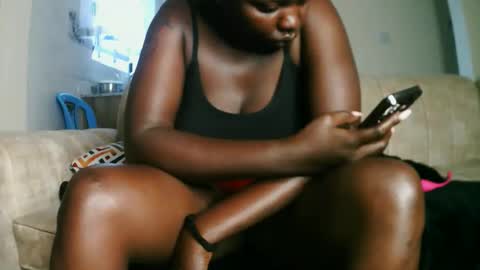 prettyreen online show from November 18, 7:55 am