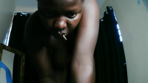 prettyreen online show from March 14, 5:11 am