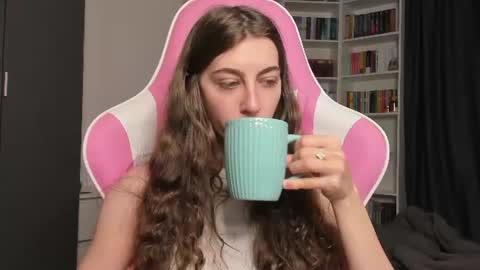 Sophie  next stream will be at Monday  i will wait you guys  online show from June 16, 8:29 am