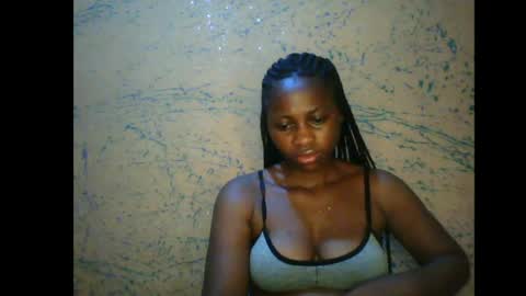 prettyxxpac online show from June 18, 4:18 am