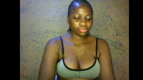 prettyxxpac online show from July 6, 12:40 am