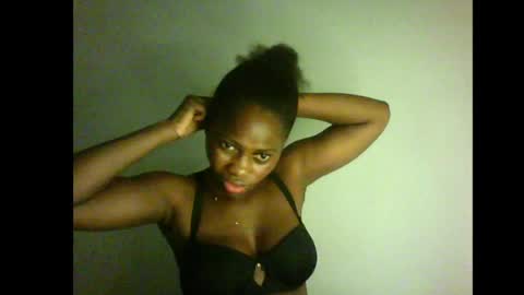 prettyxxpac online show from July 1, 4:10 am