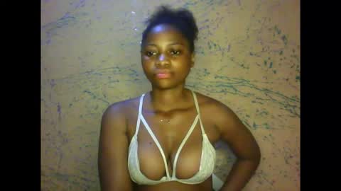 prettyxxpac online show from March 5, 12:30 am