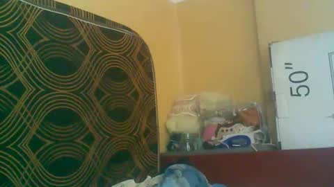 prettyzuzu online show from October 29, 8:38 am