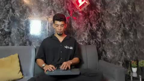 prince_arthur77 online show from July 8, 2:09 pm