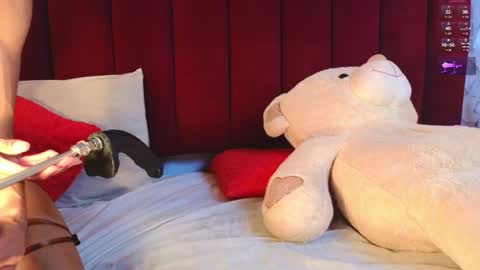 PRINCEPOPPY  online show from October 31, 10:43 pm